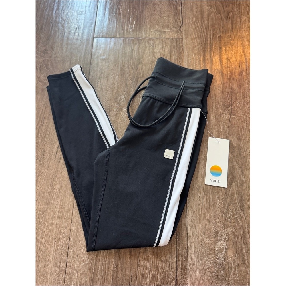 VUORI Daily Track Legging Black Size XS NWT High Rise Performance Leggings